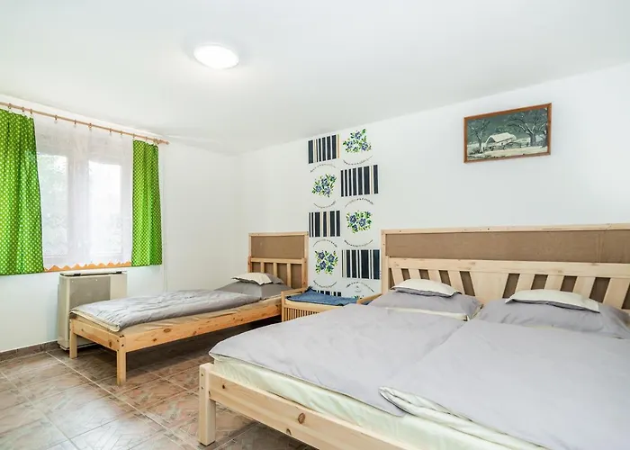 펜션 Bence Tiszabábolna