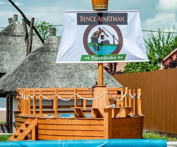 펜션 Bence Tiszabábolna