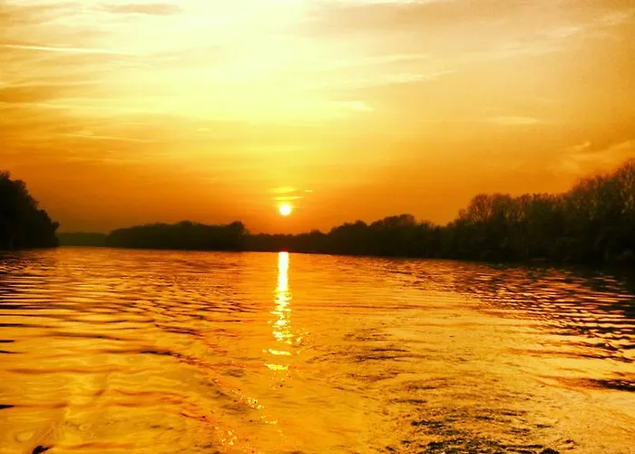 펜션 Bence Tiszabábolna