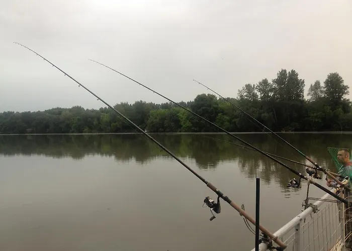 펜션 Bence Tiszabábolna