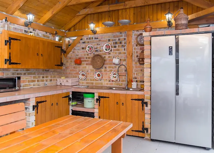 펜션 Bence Tiszabábolna